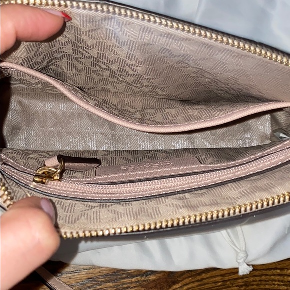 Authentic Michael Kors Crossbody - Picture 3 of 3